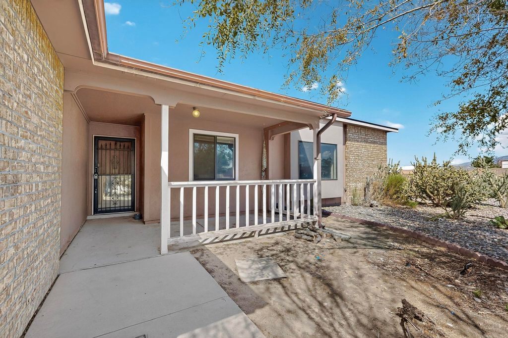6269 APACHE PLUME Road NE, Rio Rancho, NM 87144