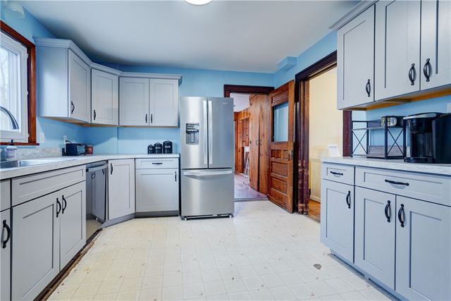 1534 Lake Road, Hamlin, NY 14464