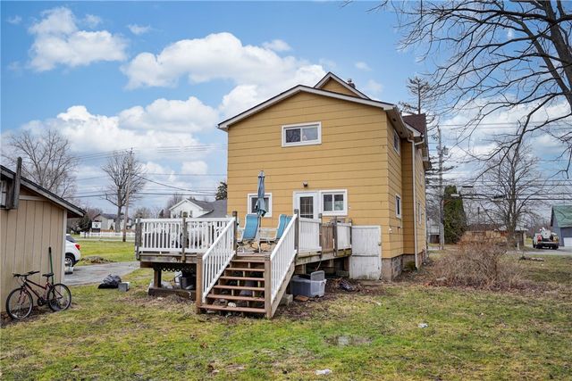 1534 Lake Road, Hamlin, NY 14464