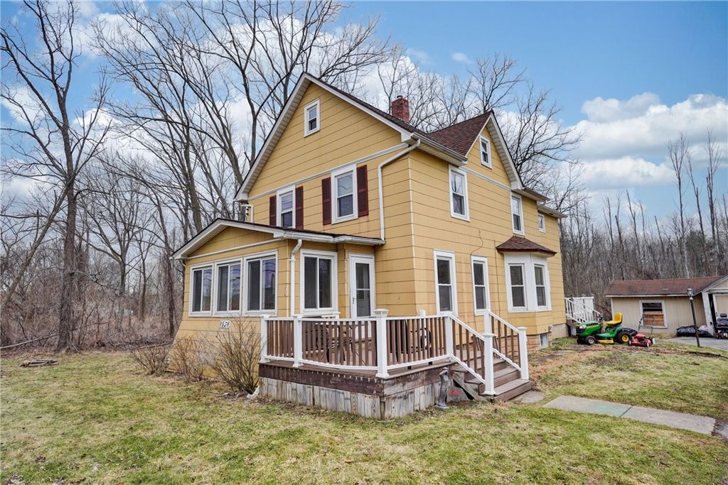 1534 Lake Road, Hamlin, NY 14464