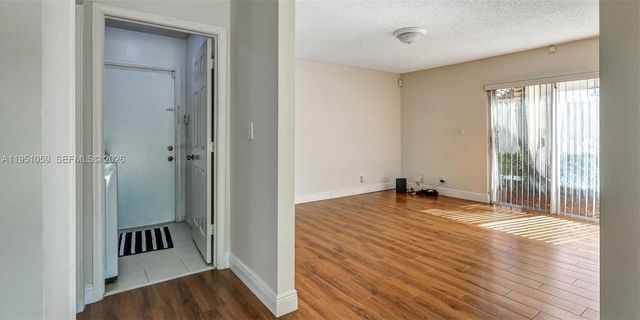 1110 NW 108th Ave, Plantation, FL 33322