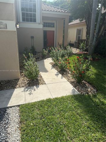 1110 NW 108th Ave, Plantation, FL 33322
