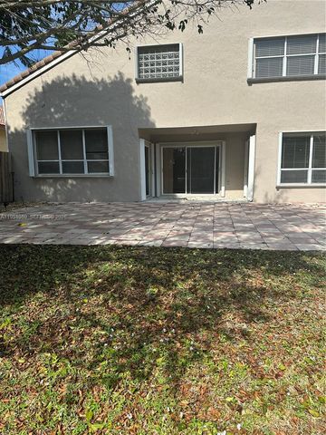 1110 NW 108th Ave, Plantation, FL 33322