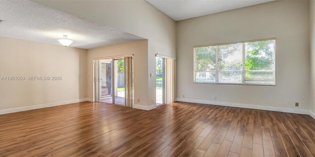 1110 NW 108th Ave, Plantation, FL 33322