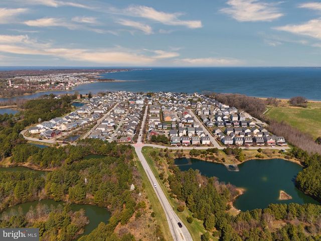 102 CARRIAGE HEATH, Chester, MD 21619