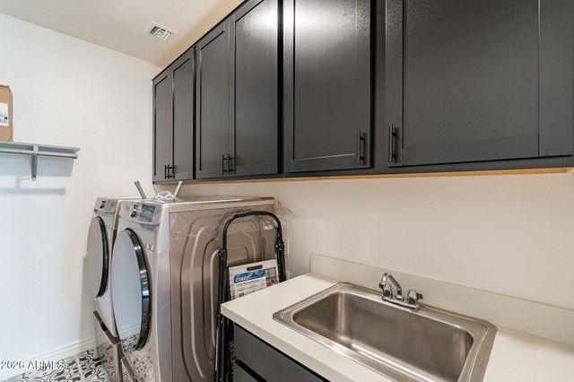 5100 E RANCHO PALOMA Drive 2085, Cave Creek, AZ 85331