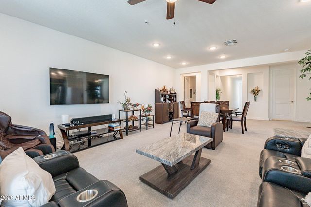 5100 E RANCHO PALOMA Drive 2085, Cave Creek, AZ 85331