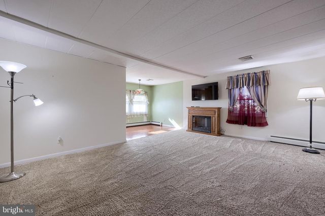 104 HORSESHOE DR, Annville, PA 17003