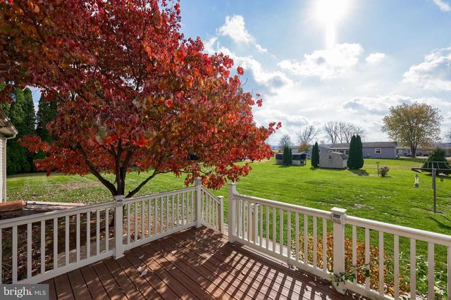 104 HORSESHOE DR, Annville, PA 17003