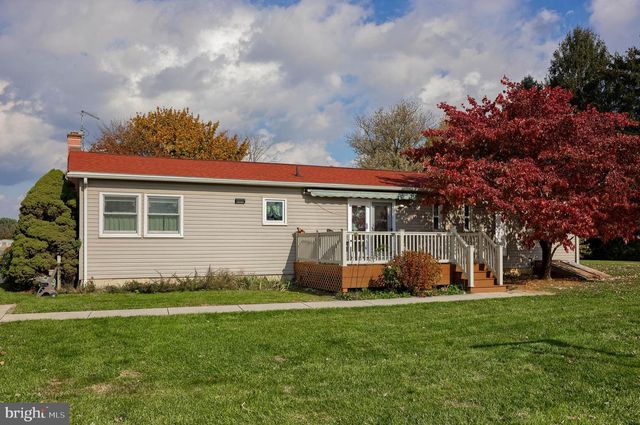 104 HORSESHOE DR, Annville, PA 17003