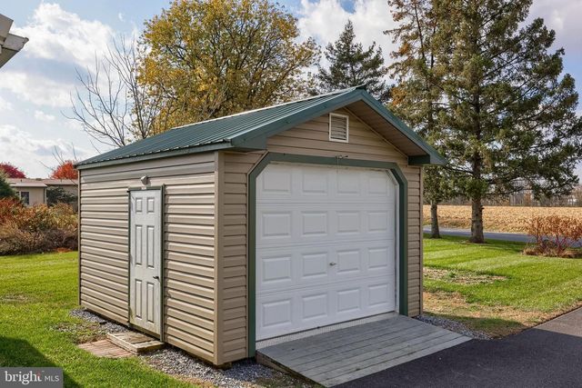 104 HORSESHOE DR, Annville, PA 17003