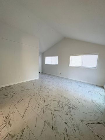 3010 Mccrarey Drive, Houston, TX 77088