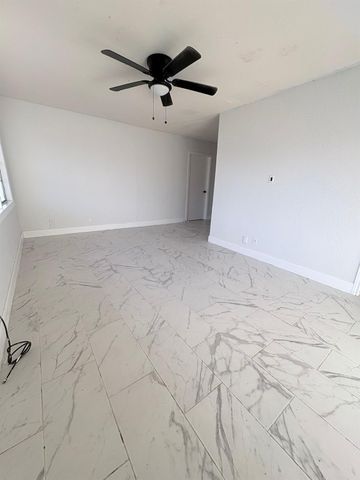 3010 Mccrarey Drive, Houston, TX 77088