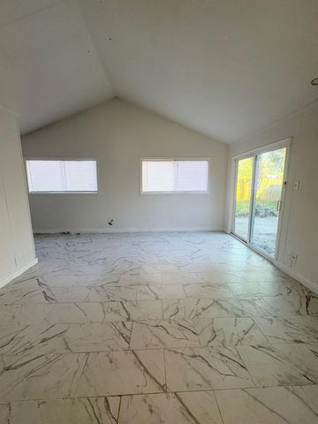 3010 Mccrarey Drive, Houston, TX 77088