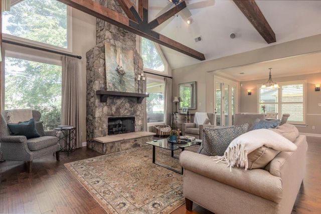 751 LONEWOOD WAY, Collierville, TN 38017