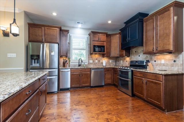 751 LONEWOOD WAY, Collierville, TN 38017
