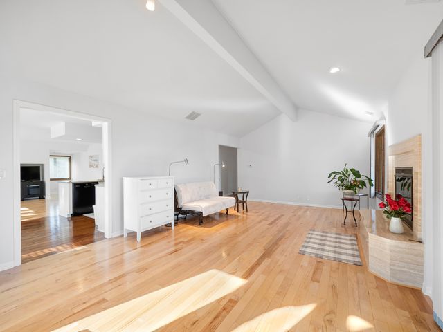 16 Princess Court 16, Westchester, IL 60154