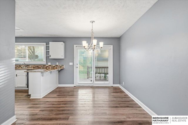 7718 Meadow Lane, La Vista, NE 68128