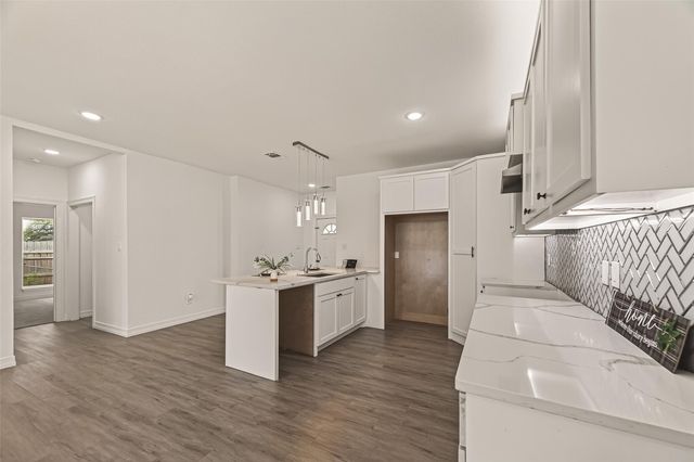 2609 Boss Street, La Marque, TX 77568