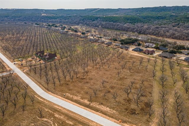 3119 E Landings S, Granbury, TX 76049