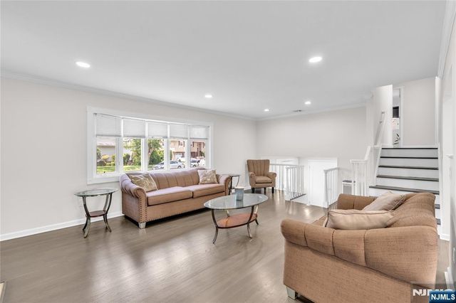 4-25 Boyd Avenue, Fair Lawn, NJ 07410