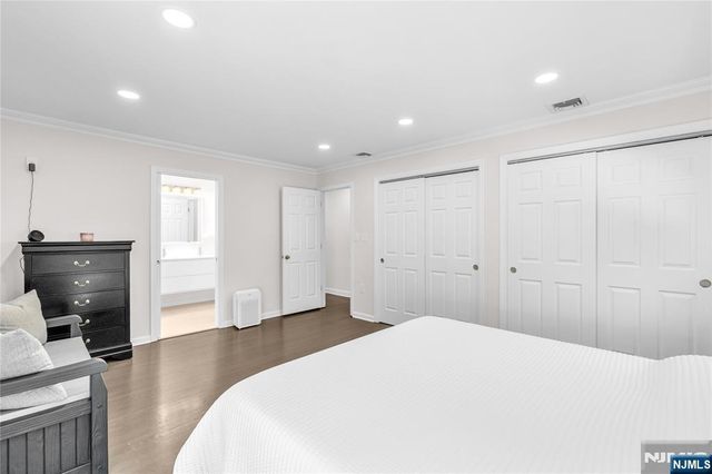 4-25 Boyd Avenue, Fair Lawn, NJ 07410