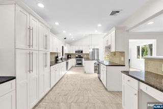 4-25 Boyd Avenue, Fair Lawn, NJ 07410