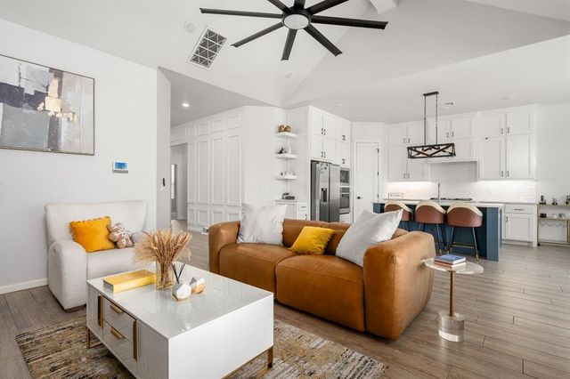 15116 Jasper Court, Edmond, OK 73013