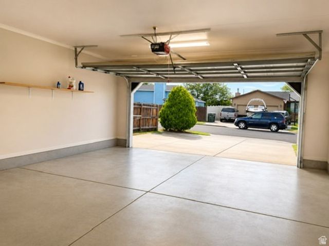 3401 W SUNNYBROOK DR, West Valley City, UT 84119