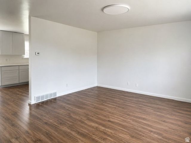 3401 W SUNNYBROOK DR, West Valley City, UT 84119