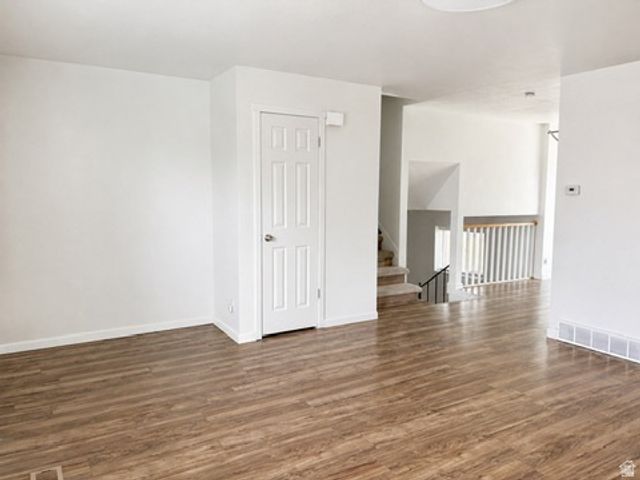3401 W SUNNYBROOK DR, West Valley City, UT 84119