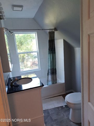 518 South Avenue, Toledo, OH 43609