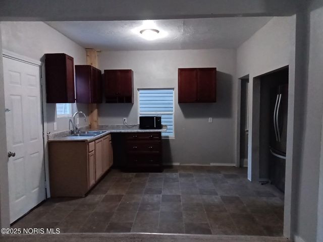 518 South Avenue, Toledo, OH 43609