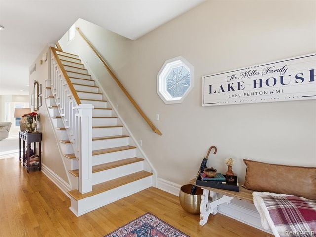 12183 Margaret Drive, Fenton, MI 48430
