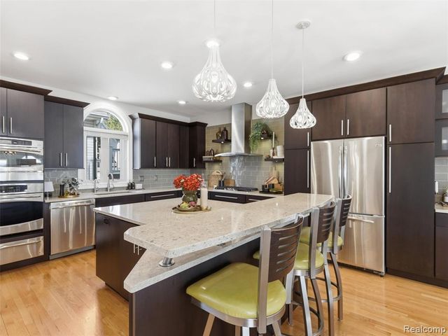 12183 Margaret Drive, Fenton, MI 48430