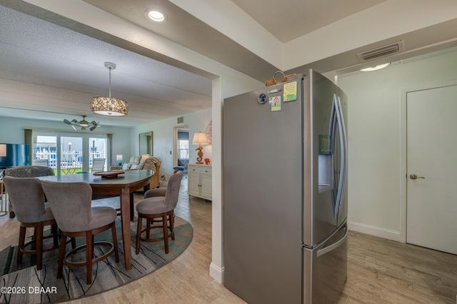 1926 Ocean Shore Blvd Apt 102, Ormond Beach, FL 32176