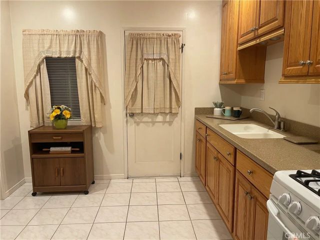6056 Camerino, Lakewood, CA 90713