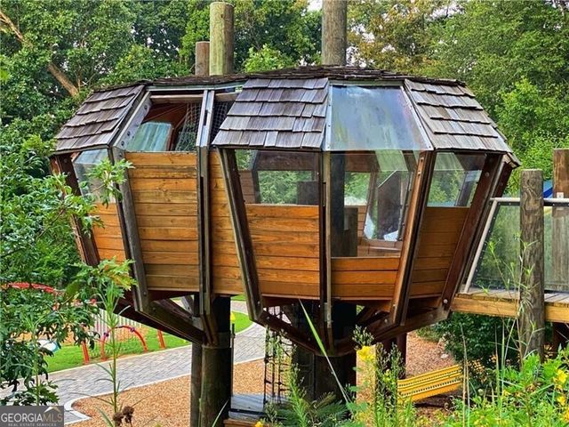 42 Pine Lake Drive, Sandy Springs, GA 30327