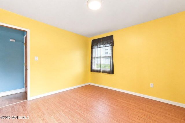 53 Ivy Way, Aberdeen, NJ 07747