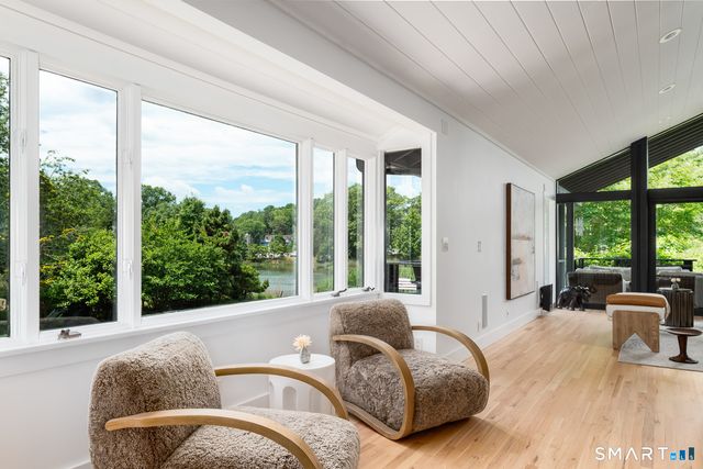 2 Point Road, Norwalk, CT 06854