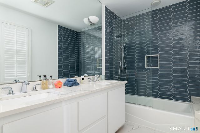 2 Point Road, Norwalk, CT 06854