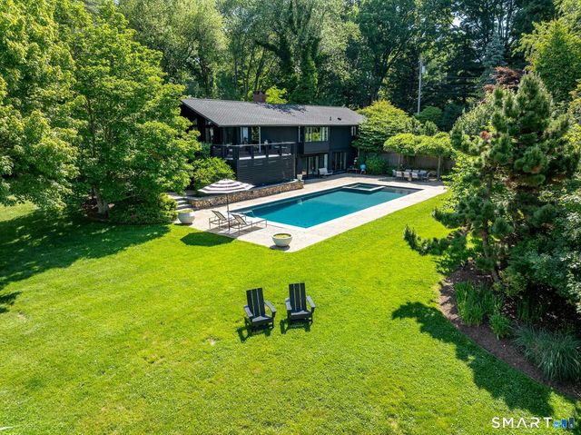 2 Point Road, Norwalk, CT 06854