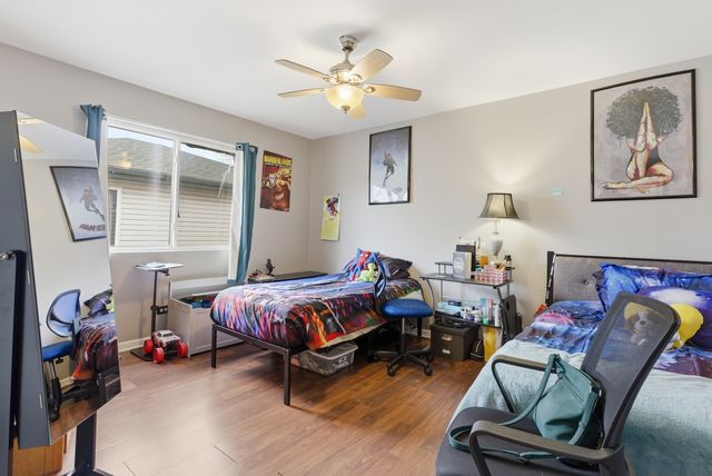 2736 E Goodrich Avenue E, Burnham, IL 60633