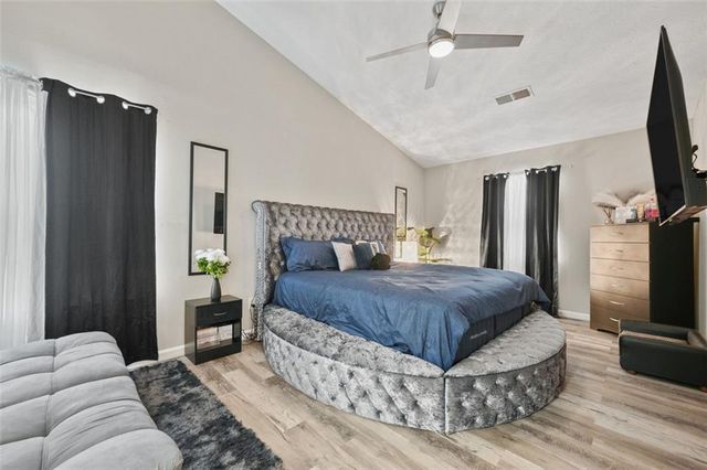 5242 Mccarter Station, Stone Mountain, GA 30088