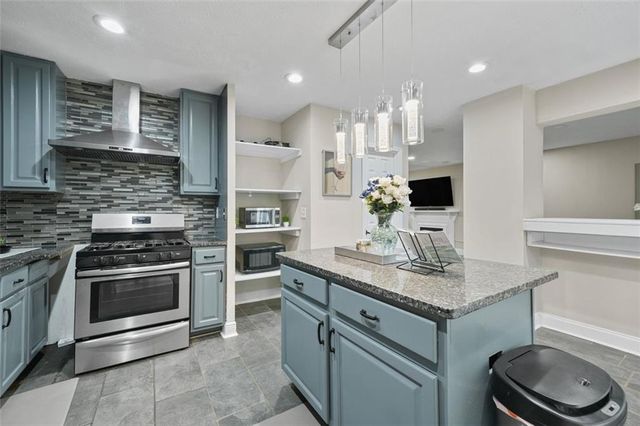 5242 Mccarter Station, Stone Mountain, GA 30088