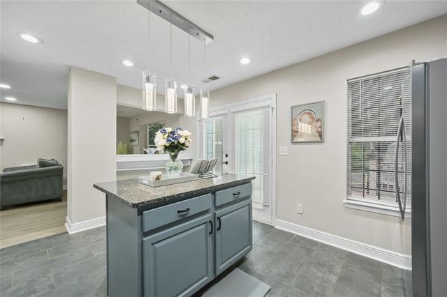 5242 Mccarter Station, Stone Mountain, GA 30088