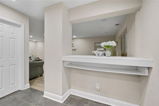 5242 Mccarter Station, Stone Mountain, GA 30088