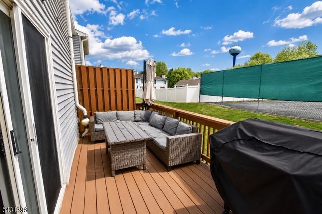 21 Constitution Way, Franklin Boro, NJ 07416