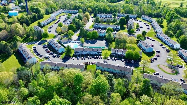 21 Constitution Way, Franklin Boro, NJ 07416