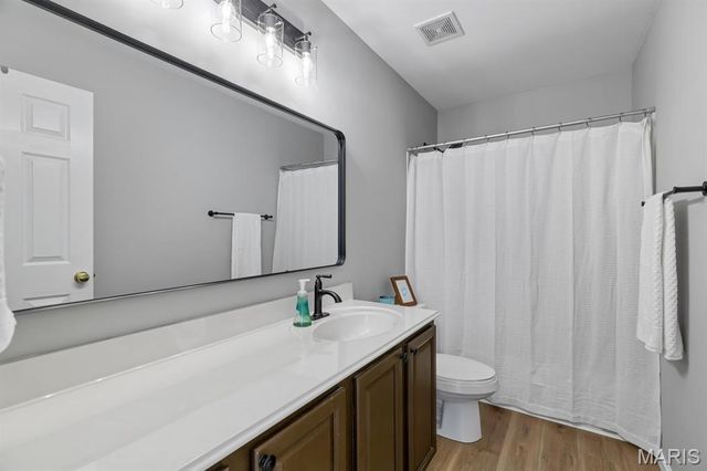 2628 Breckenridge Circle, O'fallon, MO 63368